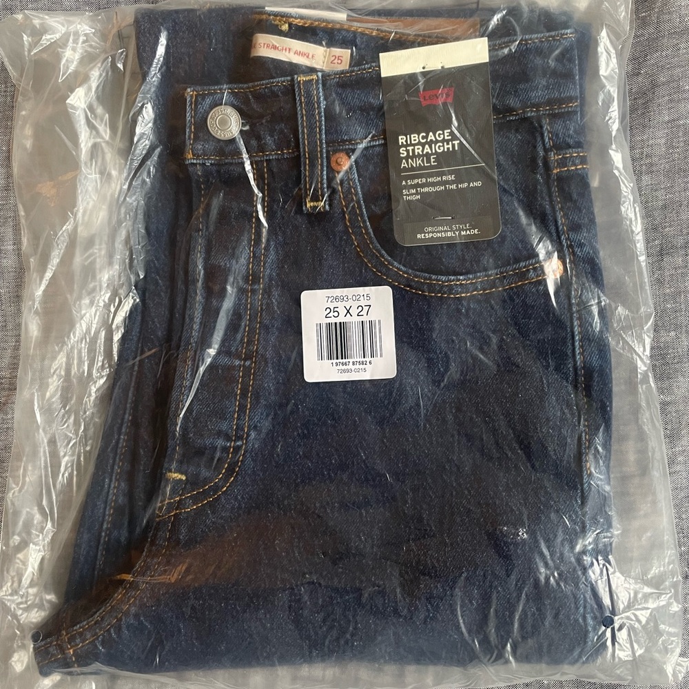 Levi’s Ribcage Straight Ankle Women’s Jeans, Dark Stone - Dark Wash, 25Wx27L